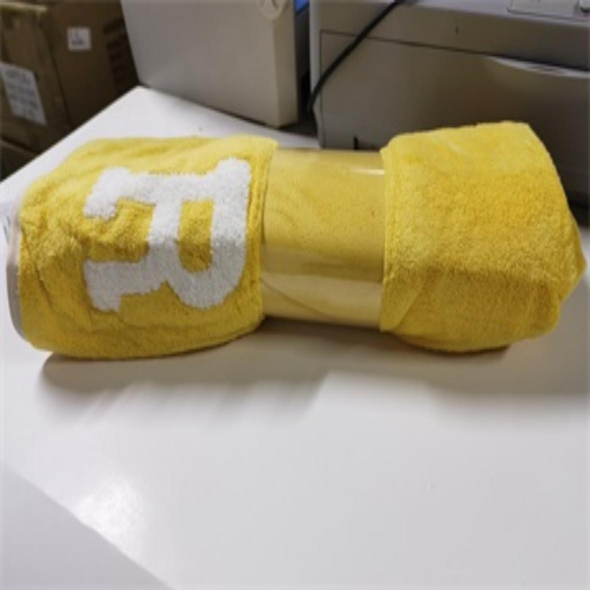 Toalla de bano con letras