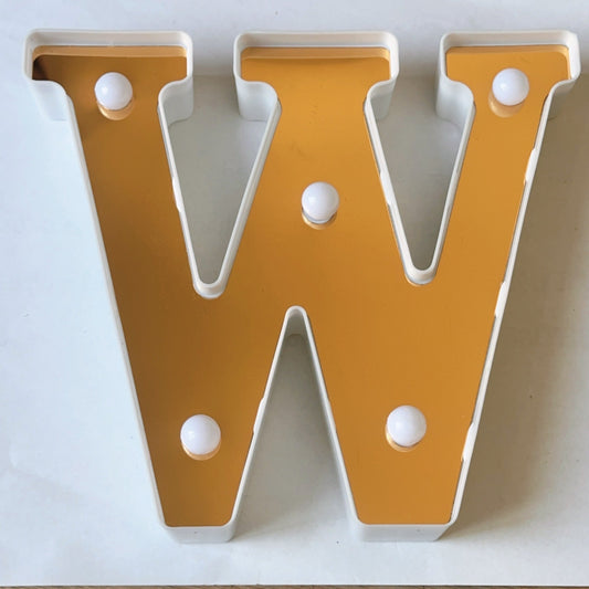 LAMPARA NUMERO LETRA DORADO 0-9 A-Z 16CM