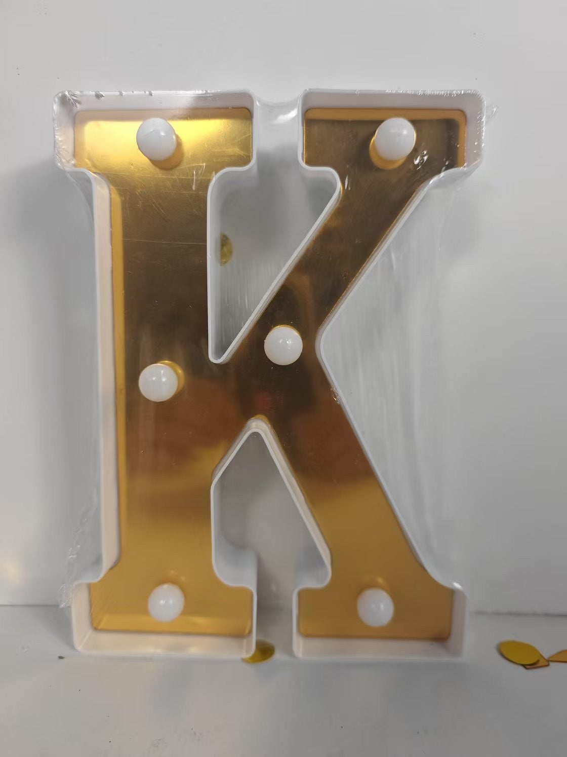 LAMPARA NUMERO LETRA DORADO 0-9 A-Z 21CM