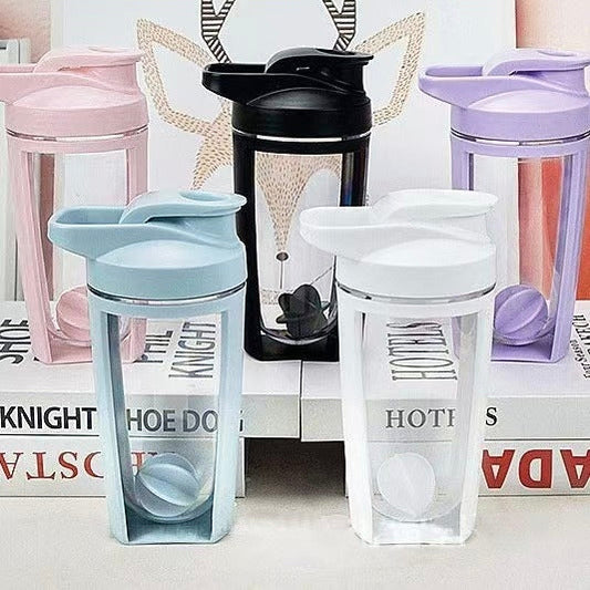 BOTELLA SHAKER CON BOLA MEZCLADORA