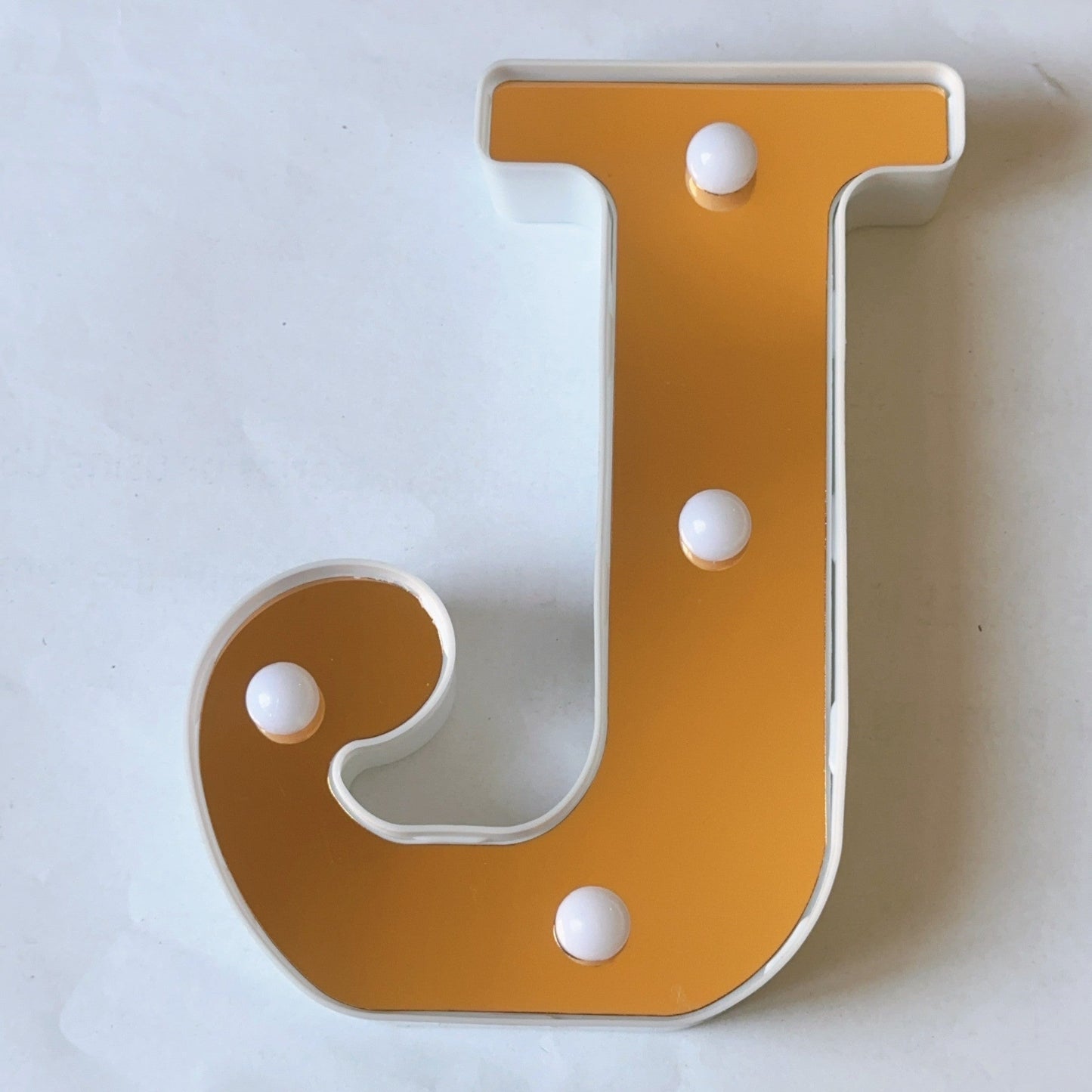 LAMPARA NUMERO LETRA DORADO 0-9 A-Z 16CM