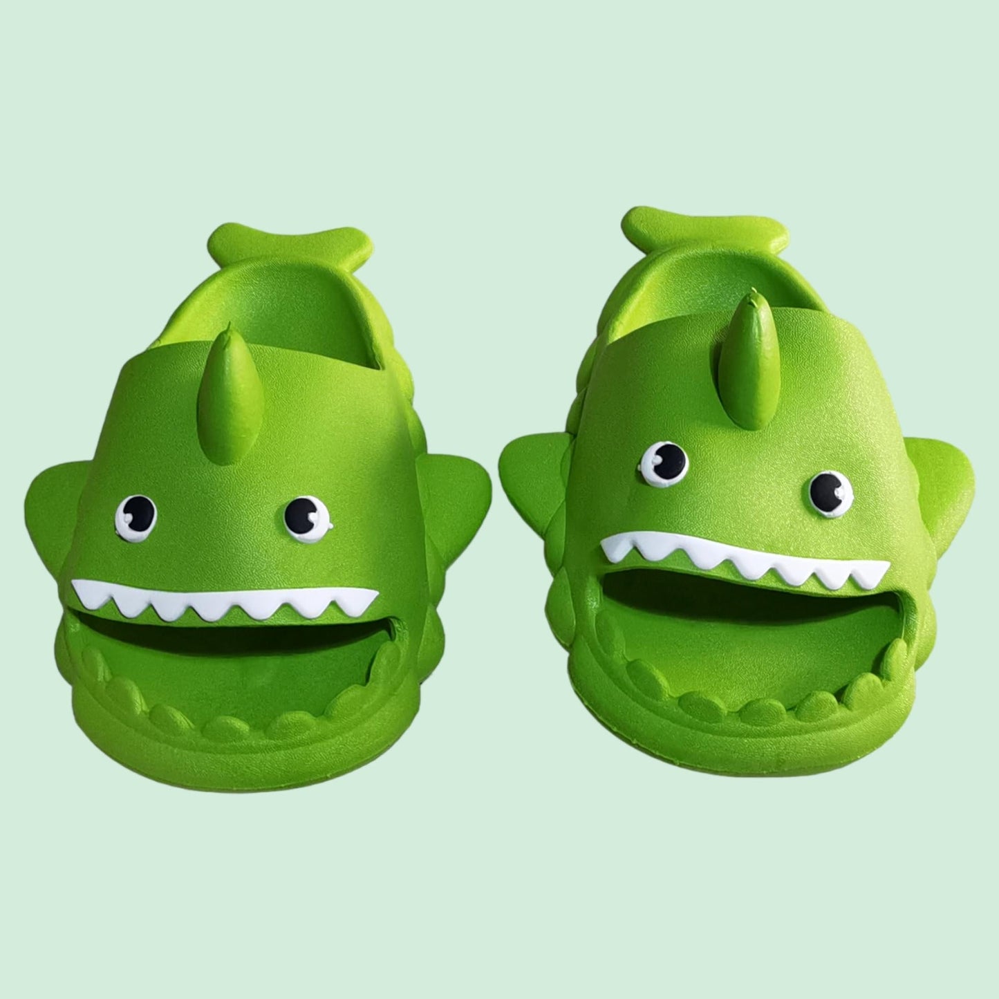 SANDALIAS DE TIBURON PVC 24-29 P/NINO