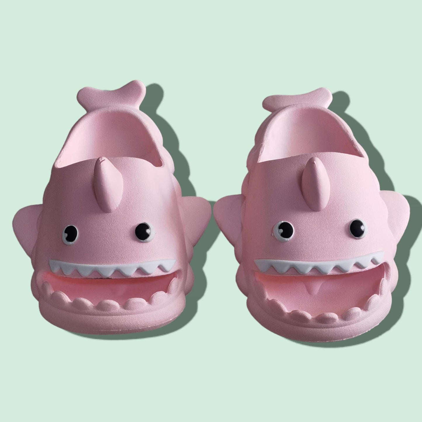 SANDALIAS DE TIBURON PVC 24-29 P/NINO