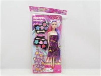 MUNECA BARBIE 11PUL C/COSMETICO 823C